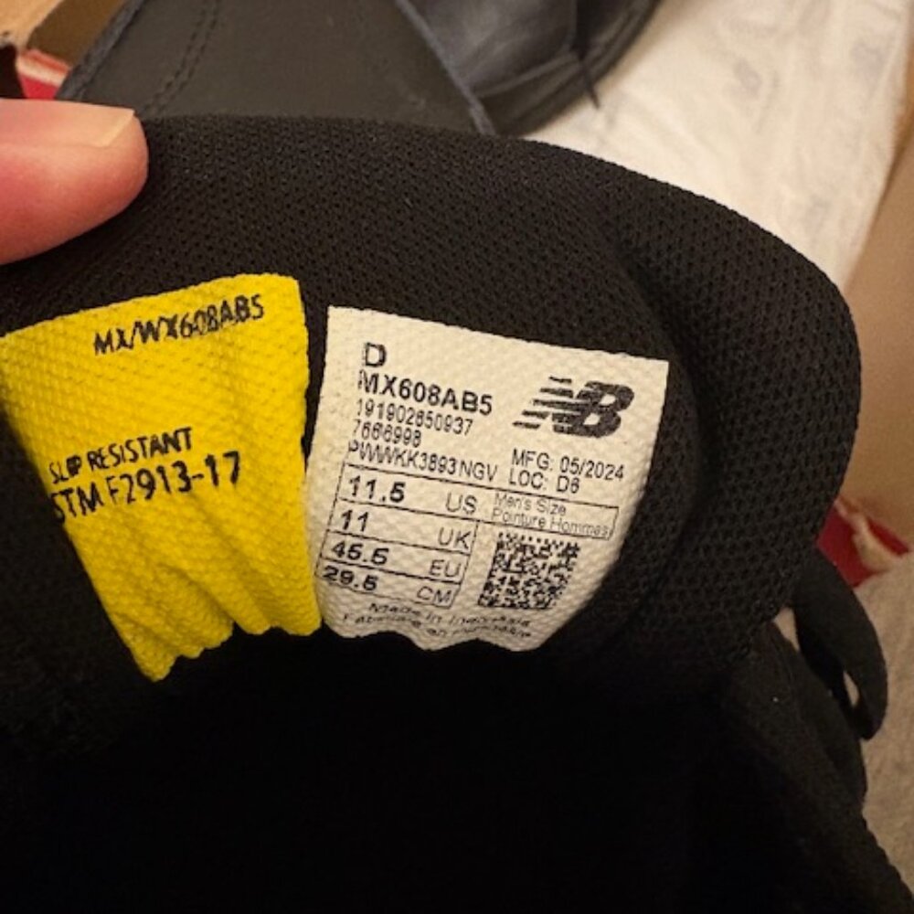 Men's New Balance Skid Resistant Black Work Shoes Size 115. - Picture 5 of 8